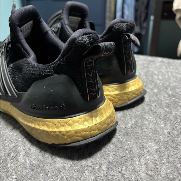 Adidas UltraBoost DNA Tokyo - Picture 9 of 10